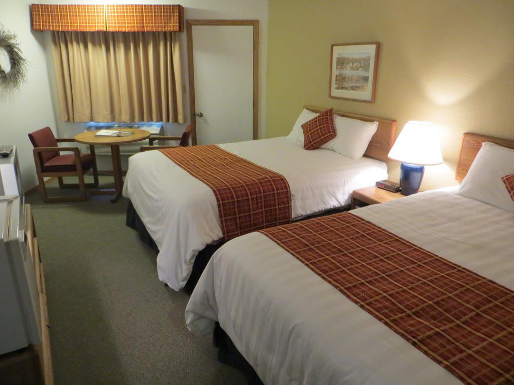 The Nordic Lodge Sister Bay Room photo